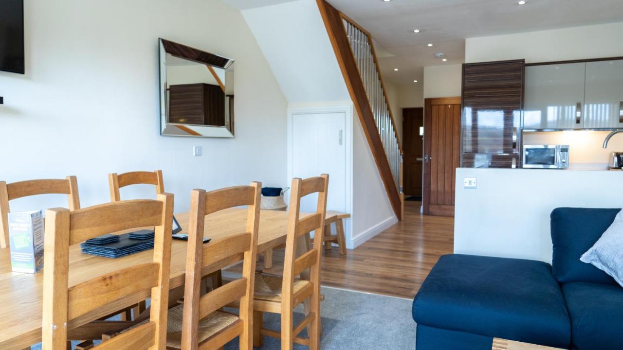 Tewitfield Marina Apartment Carnforth Ngoại thất bức ảnh