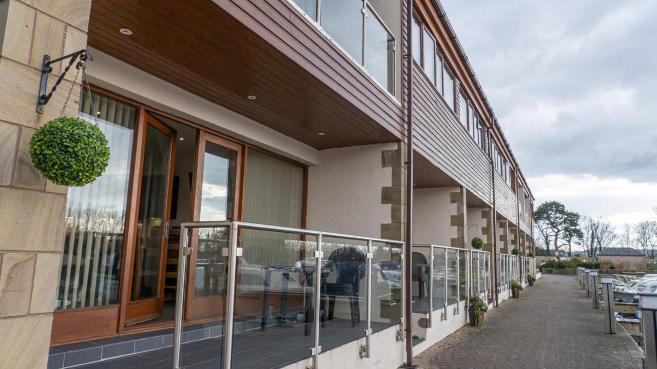 Tewitfield Marina Apartment Carnforth Ngoại thất bức ảnh
