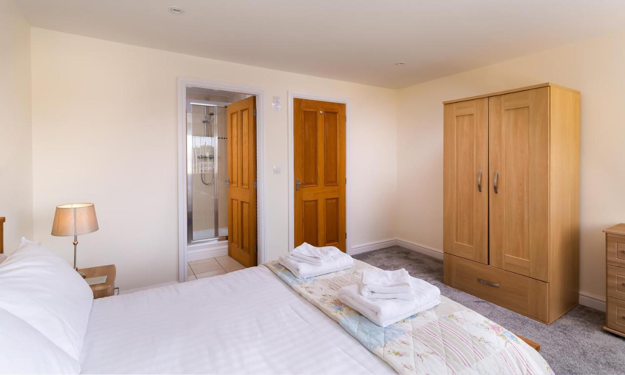 Tewitfield Marina Apartment Carnforth Ngoại thất bức ảnh