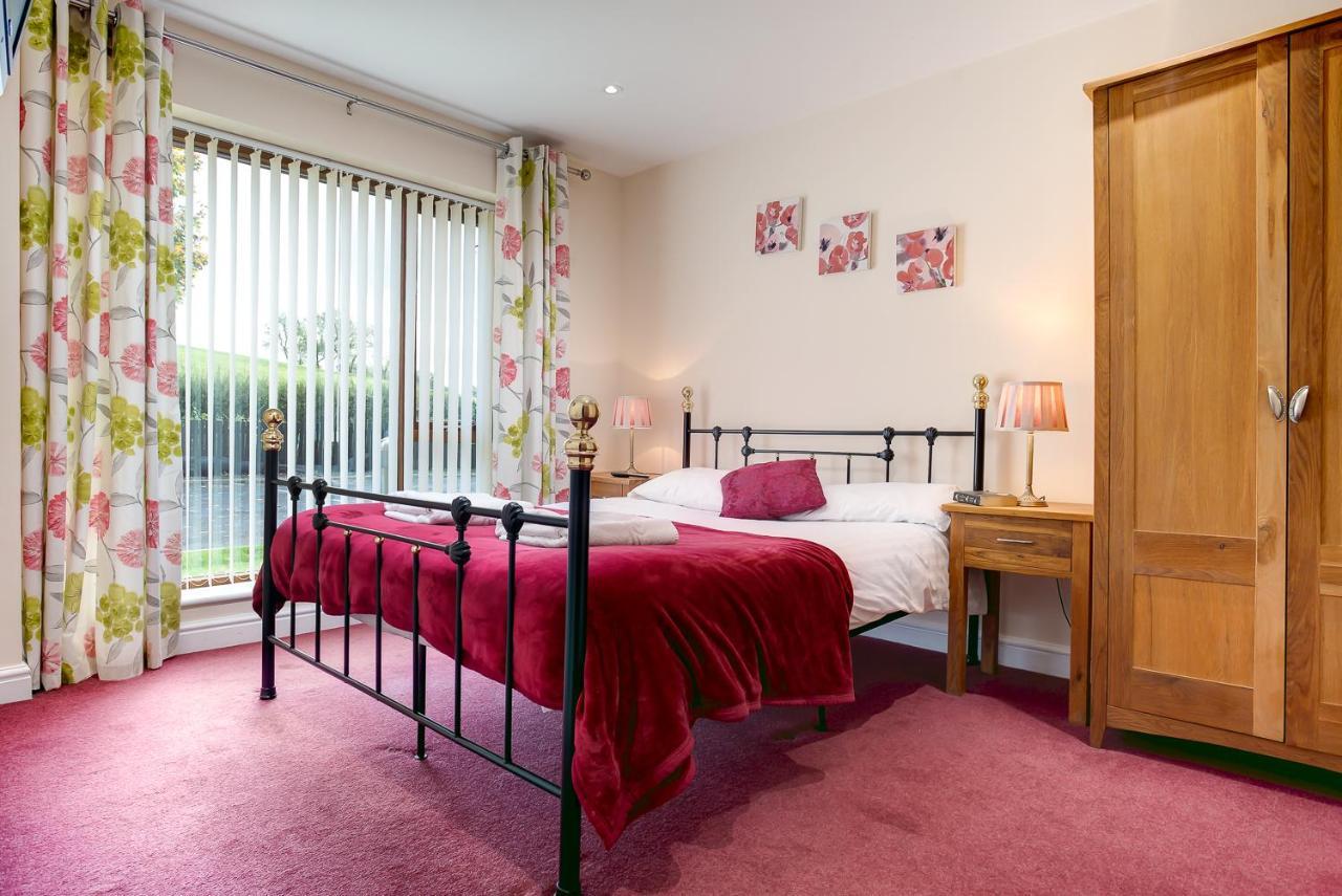 Tewitfield Marina Apartment Carnforth Ngoại thất bức ảnh