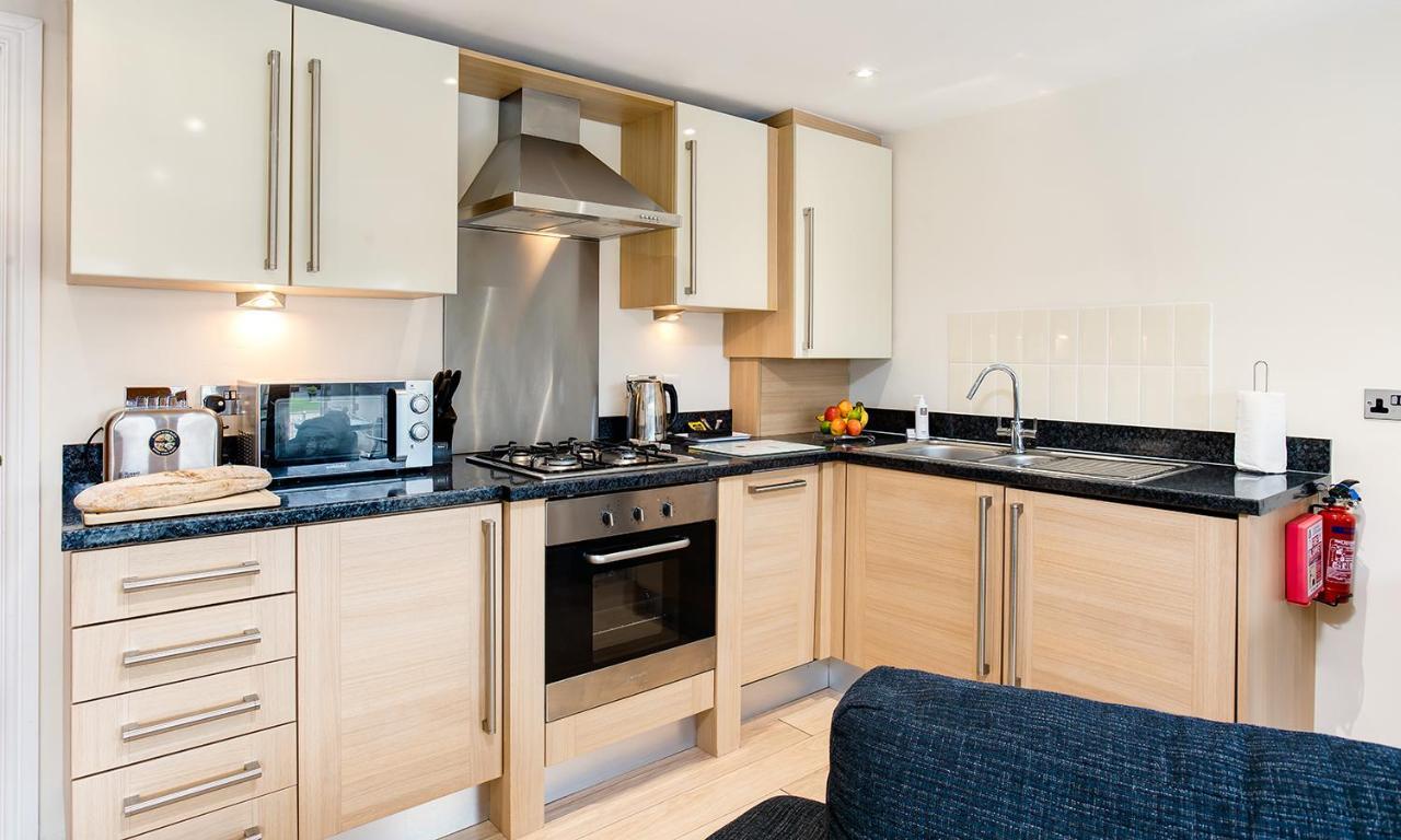 Tewitfield Marina Apartment Carnforth Ngoại thất bức ảnh