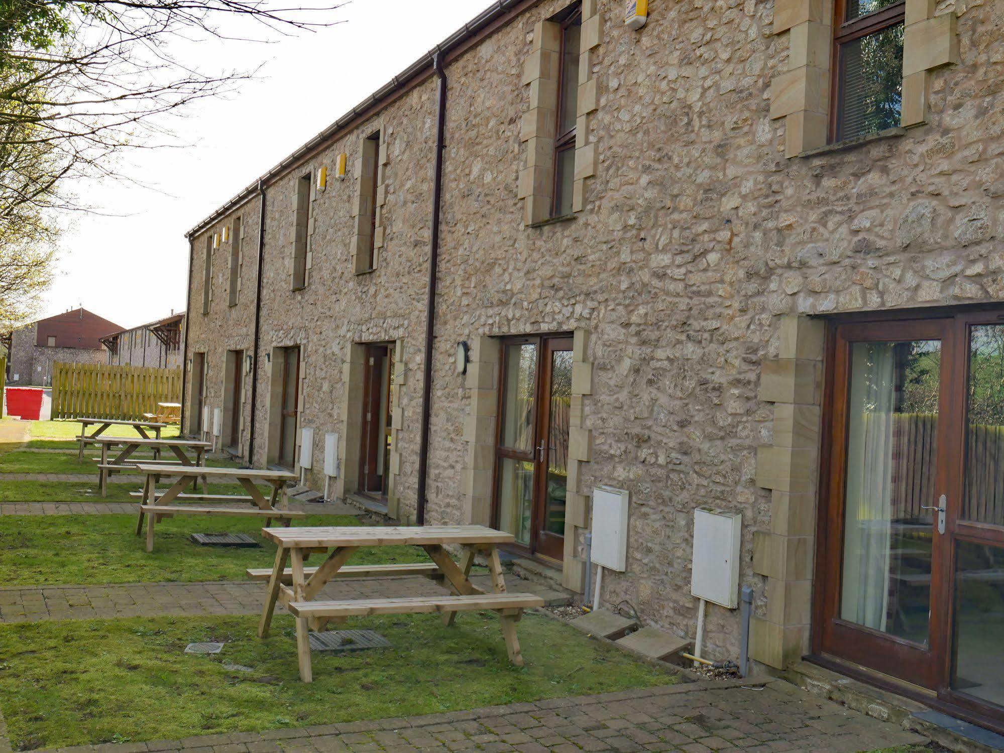 Tewitfield Marina Apartment Carnforth Ngoại thất bức ảnh