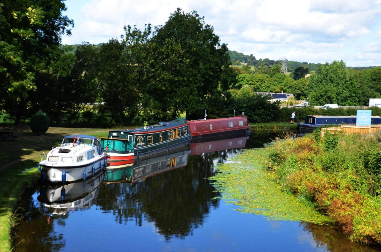Tewitfield Marina Apartment Carnforth Ngoại thất bức ảnh