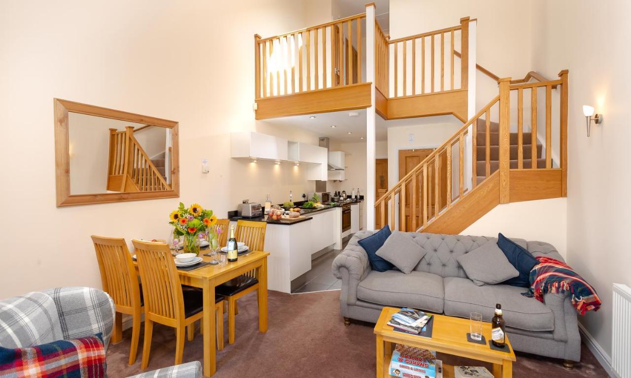 Tewitfield Marina Apartment Carnforth Ngoại thất bức ảnh